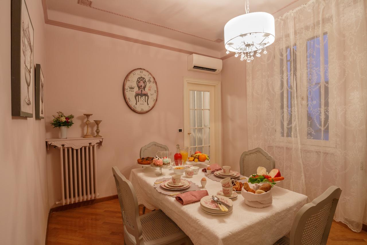 Domus Verona - Incantevole Residenza Difronte A Casa Giulietta Экстерьер фото